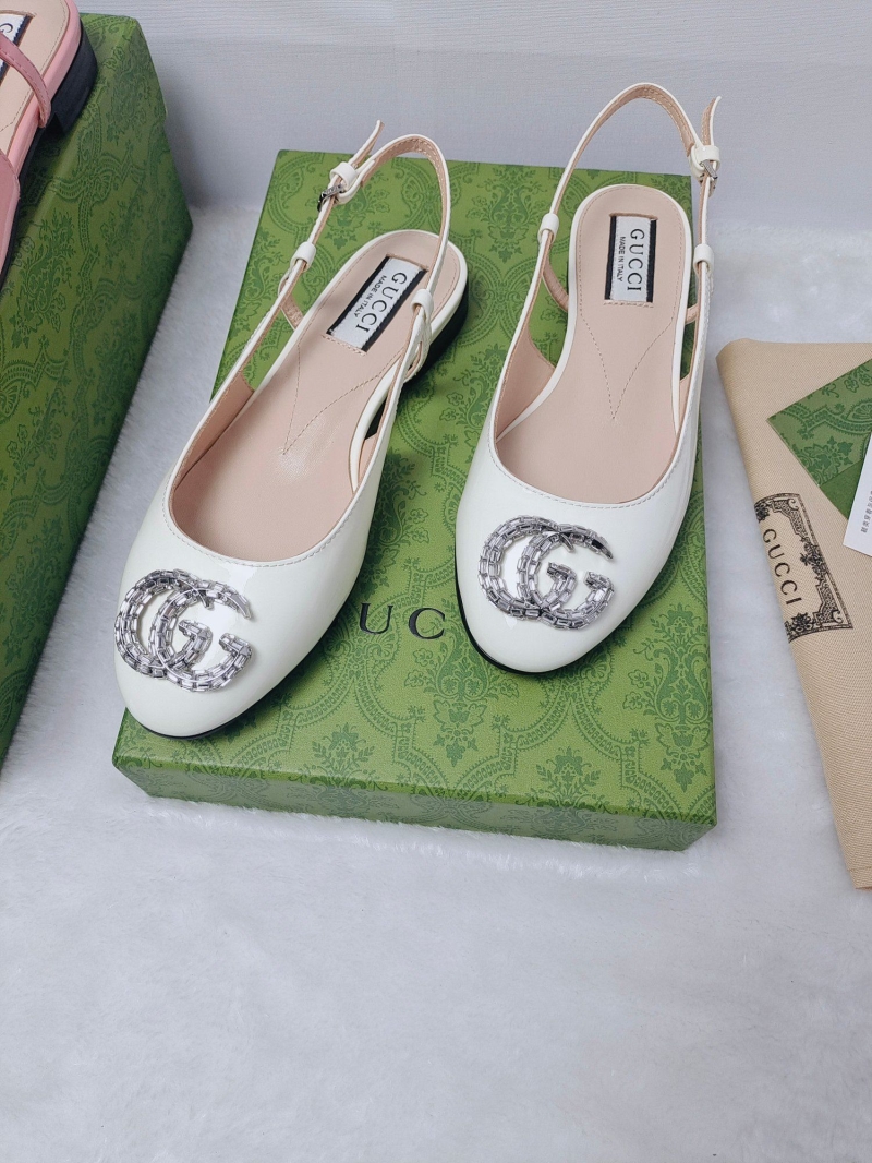 Gucci Flat Shoes